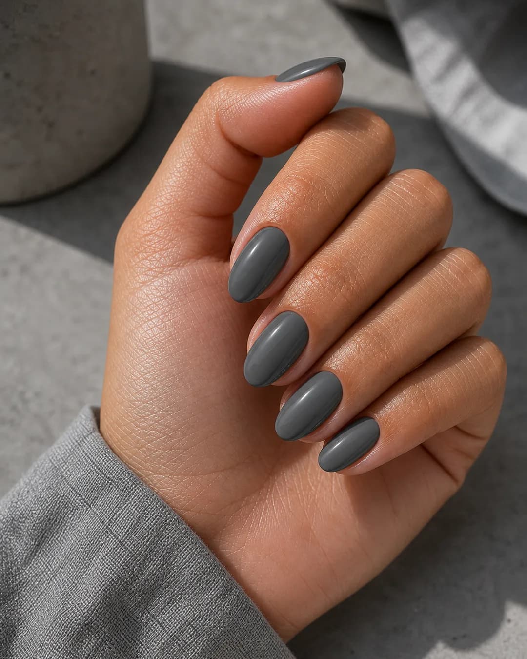 Uñas grises