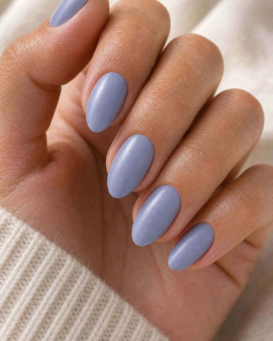 Uñas azul periwinkle polvoriento suave Pinterest 2026 color spring
